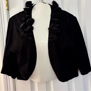 Taylor Cardigan Black Floral Ruffled open-front party cocktail women’s sz M EUC